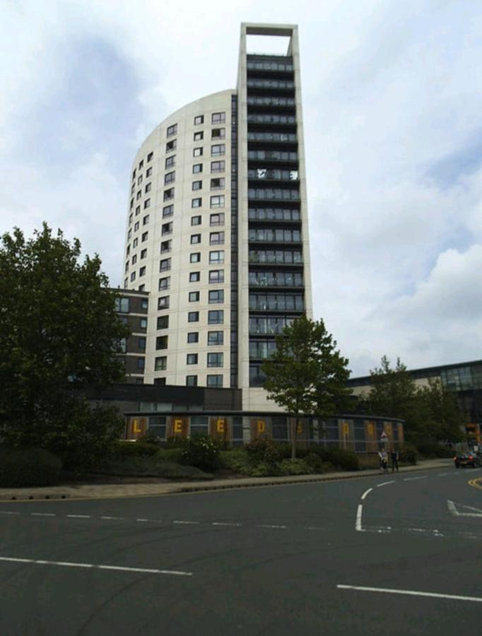 Leeds City Centre Apartment Life Bagian luar foto