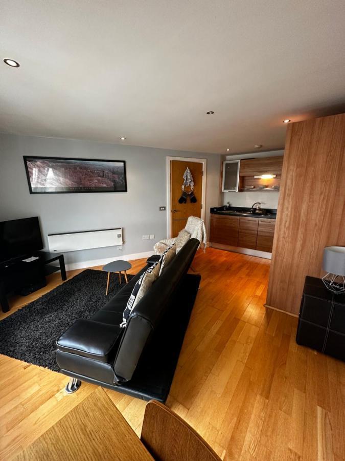 Leeds City Centre Apartment Life Bagian luar foto